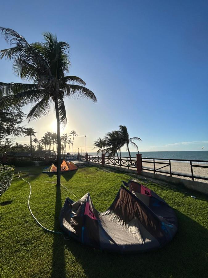 [Kariri 215] 46m², pé na areia, varanda vista mar! Cumbuco Exterior foto